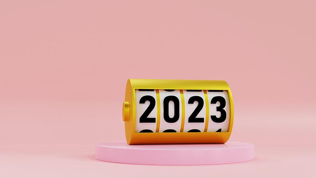 Cute number “2023” with digital light, simple solid color background. A gold and white miniature text display device on the podium displaying numbers 6894 in threedimensional form. Cartoon cute style, clay material, pink tone, warm lighting, macro lens, focus is centered composition, clear details, and cheerful atmosphere.,,in