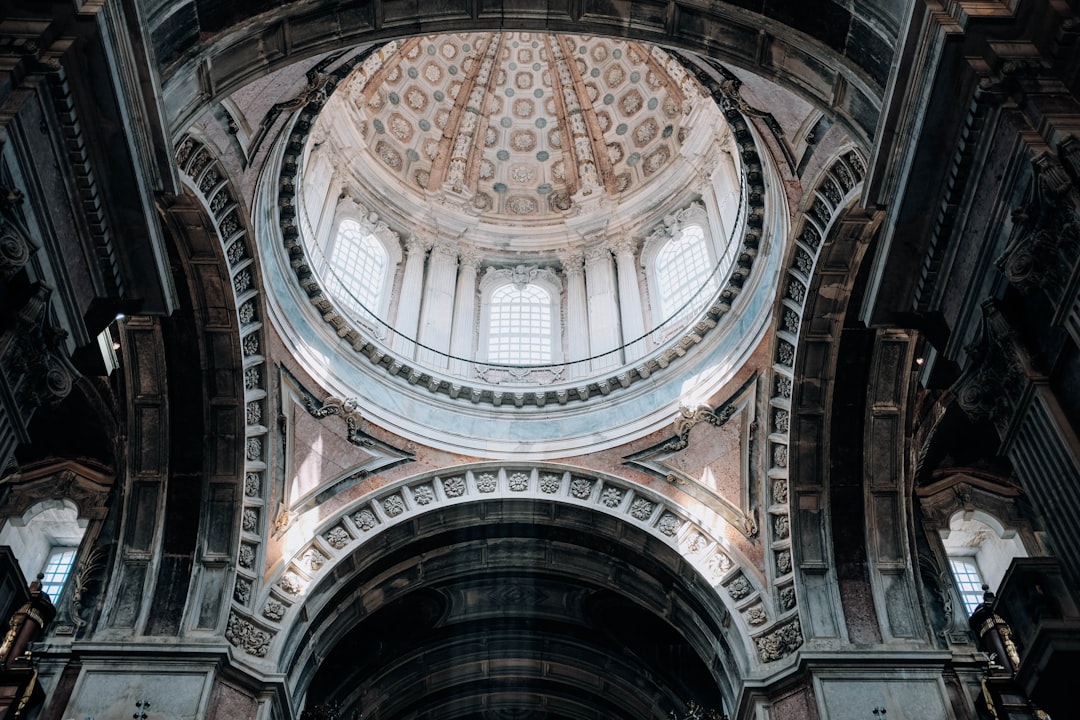 photo of dome in cathedral, architecture photography, shot by canon eos r5