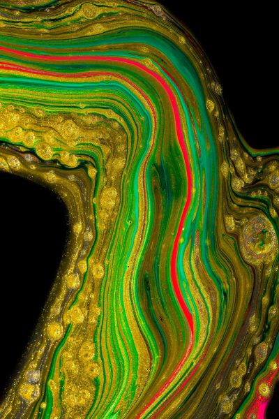 Green, red and yellow lines in the style of gold leaf on a black background, marbling resin overcoated, a detailed macro photograph of an agate geode with bright green marble swirls and pink veins, glowing neon lighting, highly realistic organic surrealism captured on Fujifilm Pro 800Z film. --ar 85:128