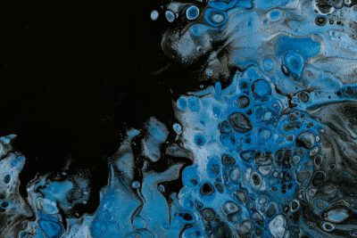 Abstract Blue Black and White Painting Texture Background with liquid acrylics, bubbles, fluid art, dark background --ar 128:85