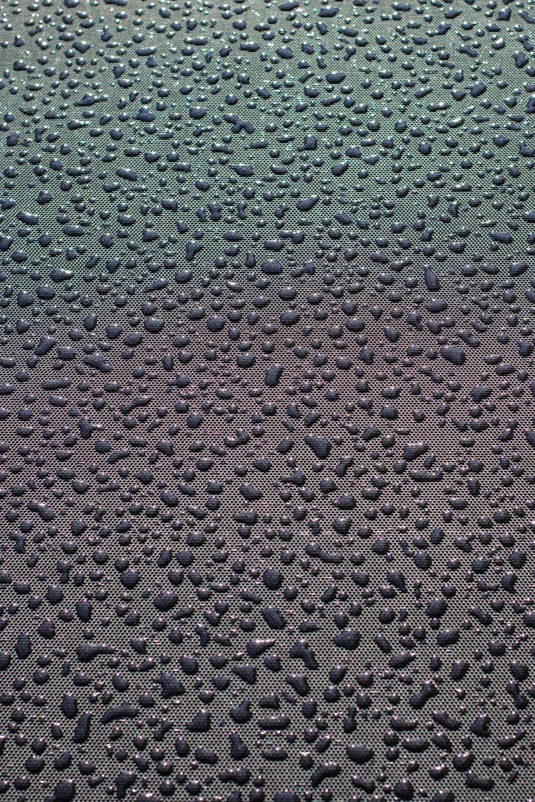 A pattern of water droplets on the surface, grey and dark green gradient background, high resolution –ar 85:128